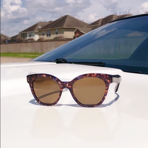 100% authentic Salvatore Ferragamo sunglasses - Picture 7 of 11